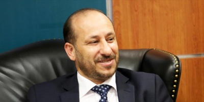 وزير التخطيط يلتقي بمستشار البنك الاسلامي لبرنامج فاعل خير ومدير المعهد الاسلامي