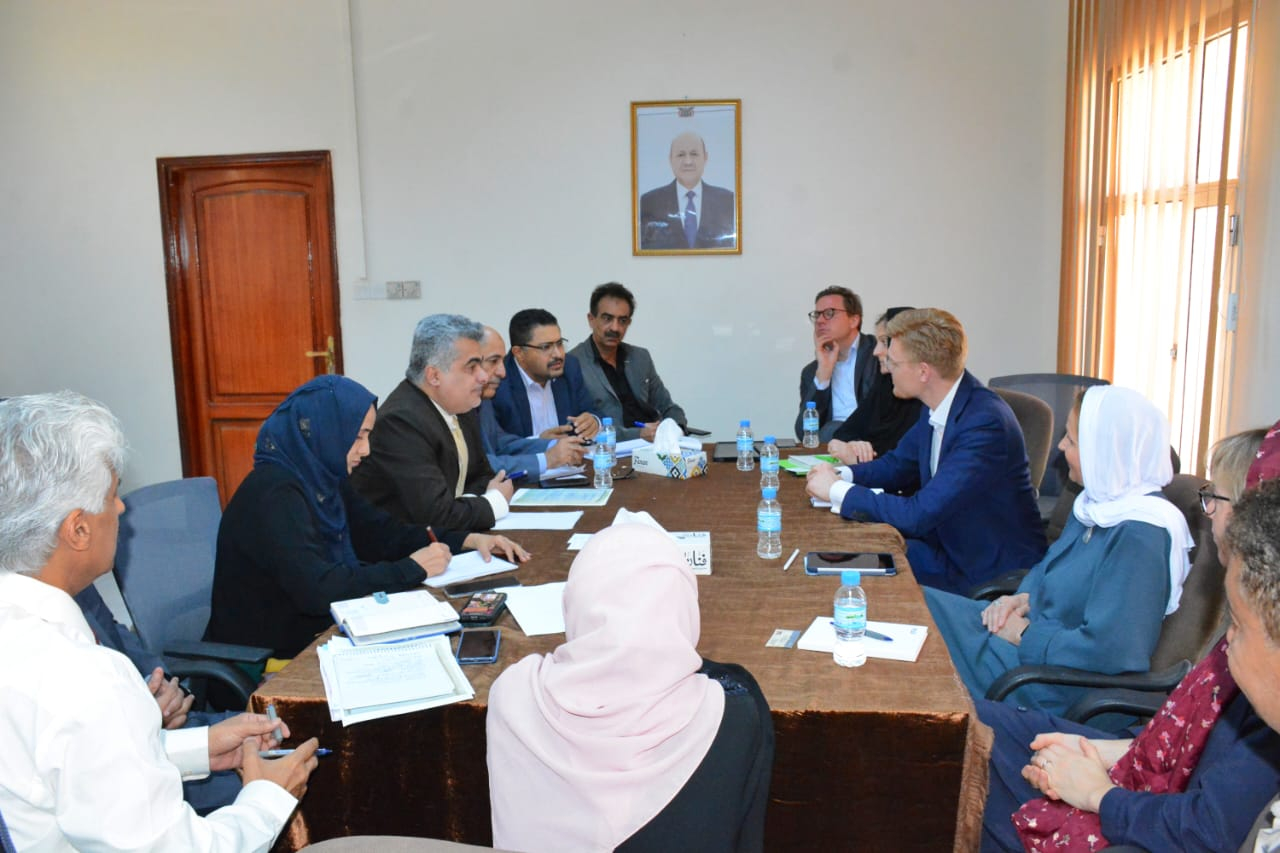  نائب وزير التخطيط يبحث مع وفد ألماني مستوى التدخلات التنموية في اليمن