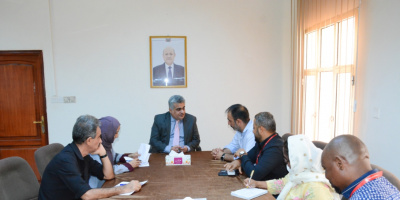  نائب وزير التخطيط يبحث مع منظمتي رعاية الأطفال وماري ستوبس دعم الأمومة والطفولة