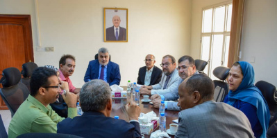  باصهيب يبحث مع مختصين دوليين إطار الخطة الإقتصادية واحتياجات ذوي الإعاقة