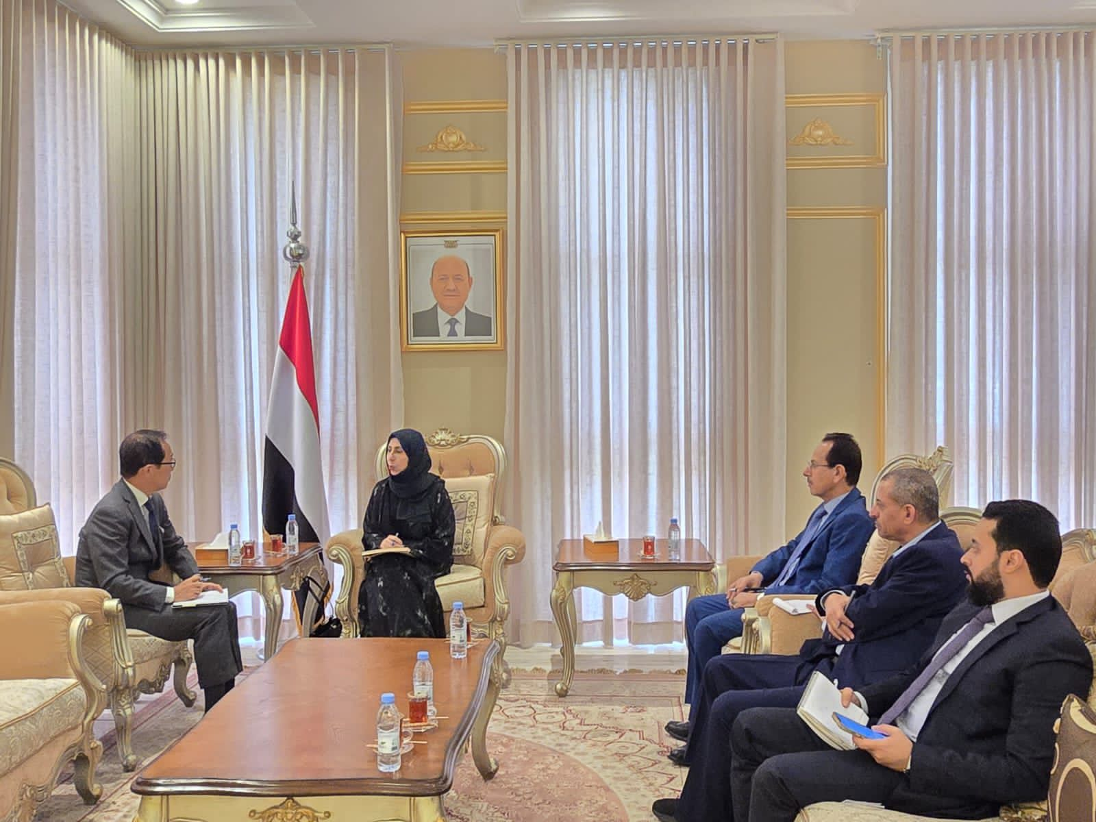 وزيرة التخطيط تبحث مع السفير الياباني تعزيز التعاون التنموي